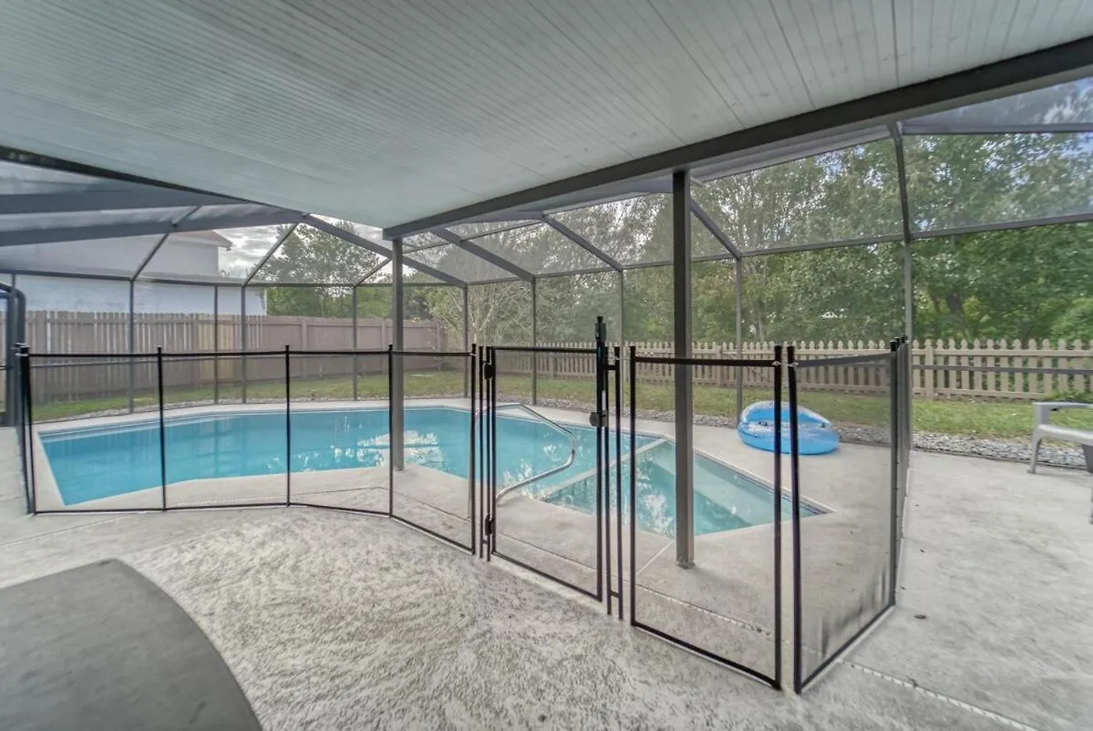 Eclectic Oasis- Pool - Air Hockey - Lake View Tampa 0*,