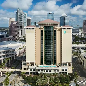 Embassy By Hilton Downtown Convention Center Tampa