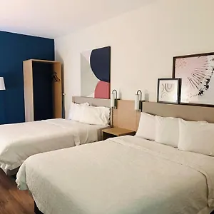 Spark By Hilton Brandon Tampa